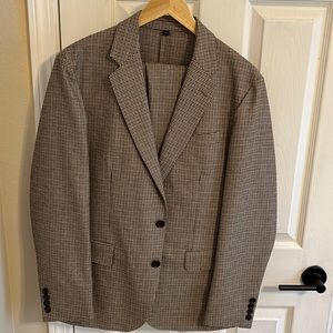 J. Crew Ludlow Slim Fit Suit in English Wool-Cotton